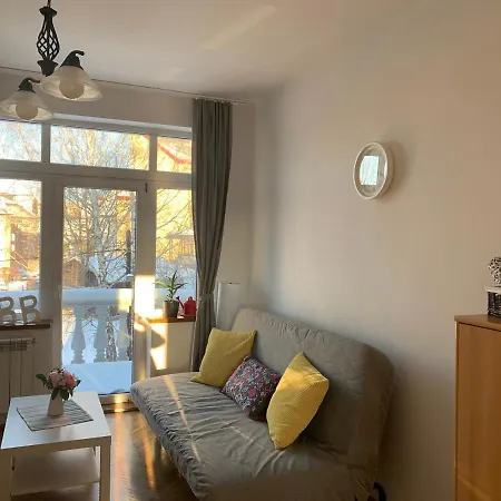 Apartment White House *